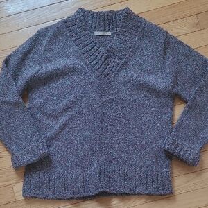 Heathered Lavender V-Neck Knit Sweater